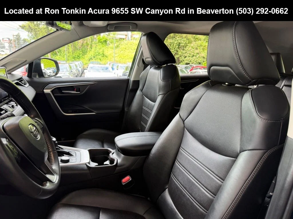 Used 2019 Midnight Black Metallic Toyota Limited image 16