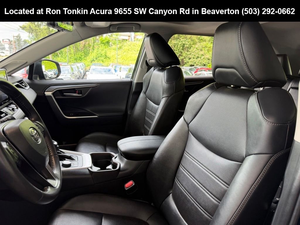 Used 2019 Midnight Black Metallic Toyota Limited image 16