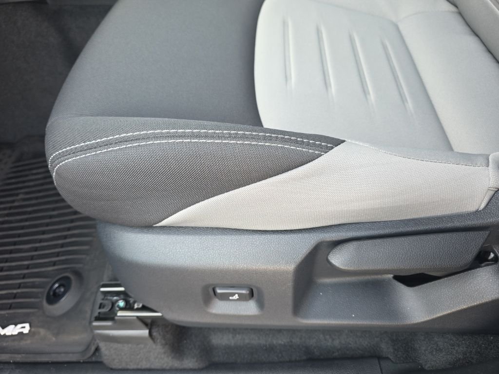 2026 Toyota Tacoma TRD Sport - Photo 16