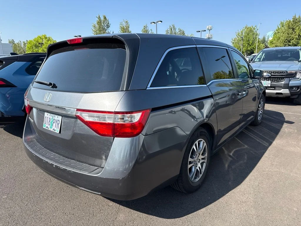 Used 2012 Polished Metal Metallic Honda EX-L image 4