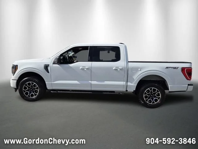 Used 2023 White Ford XLT image 2