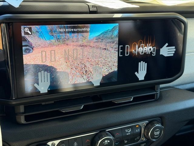 New 2026 Reign Exterior Paint Jeep Sport S image 11