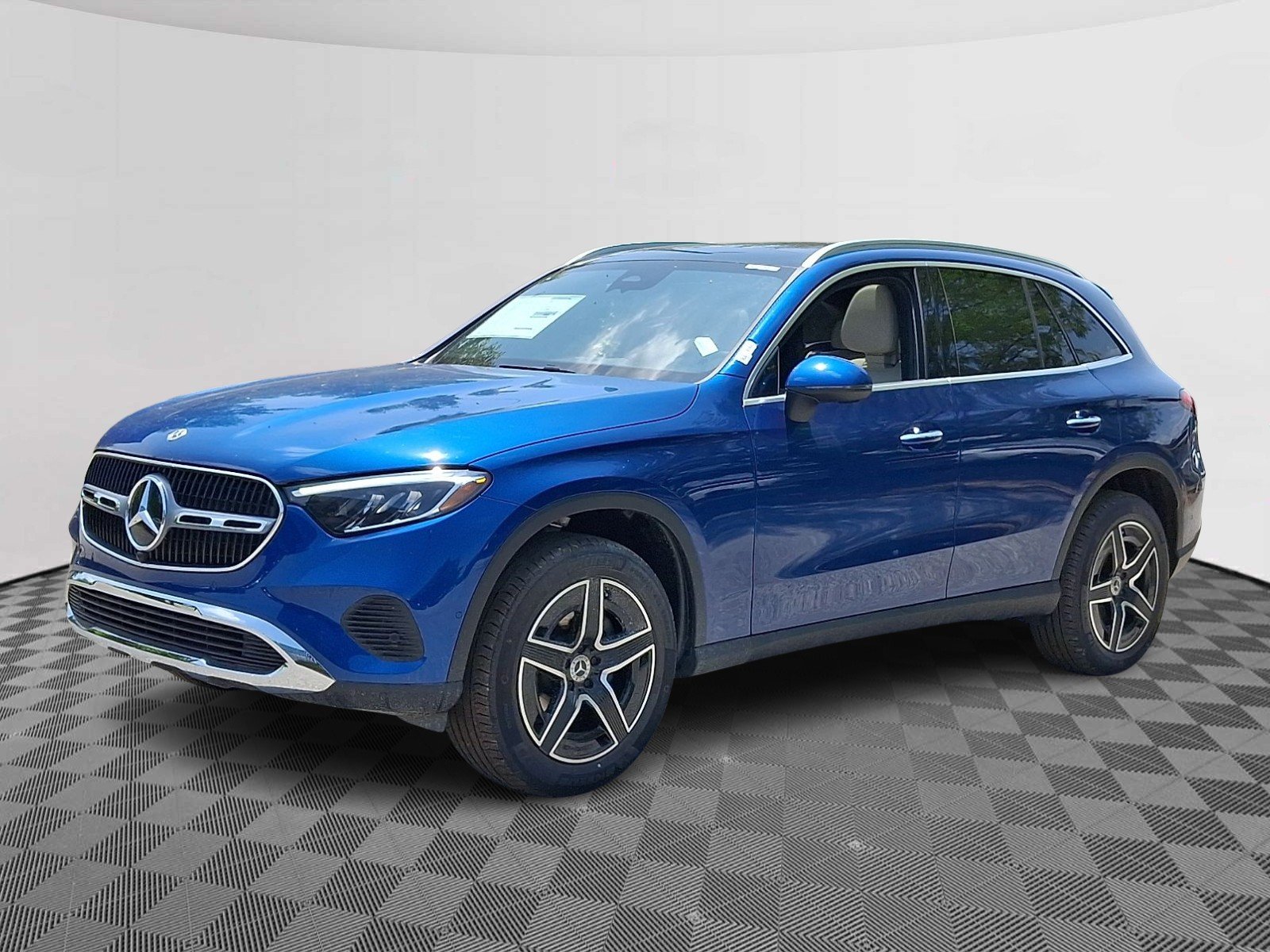 New 2026 Starling Blue Metallic Mercedes-Benz GLC 300 image 3