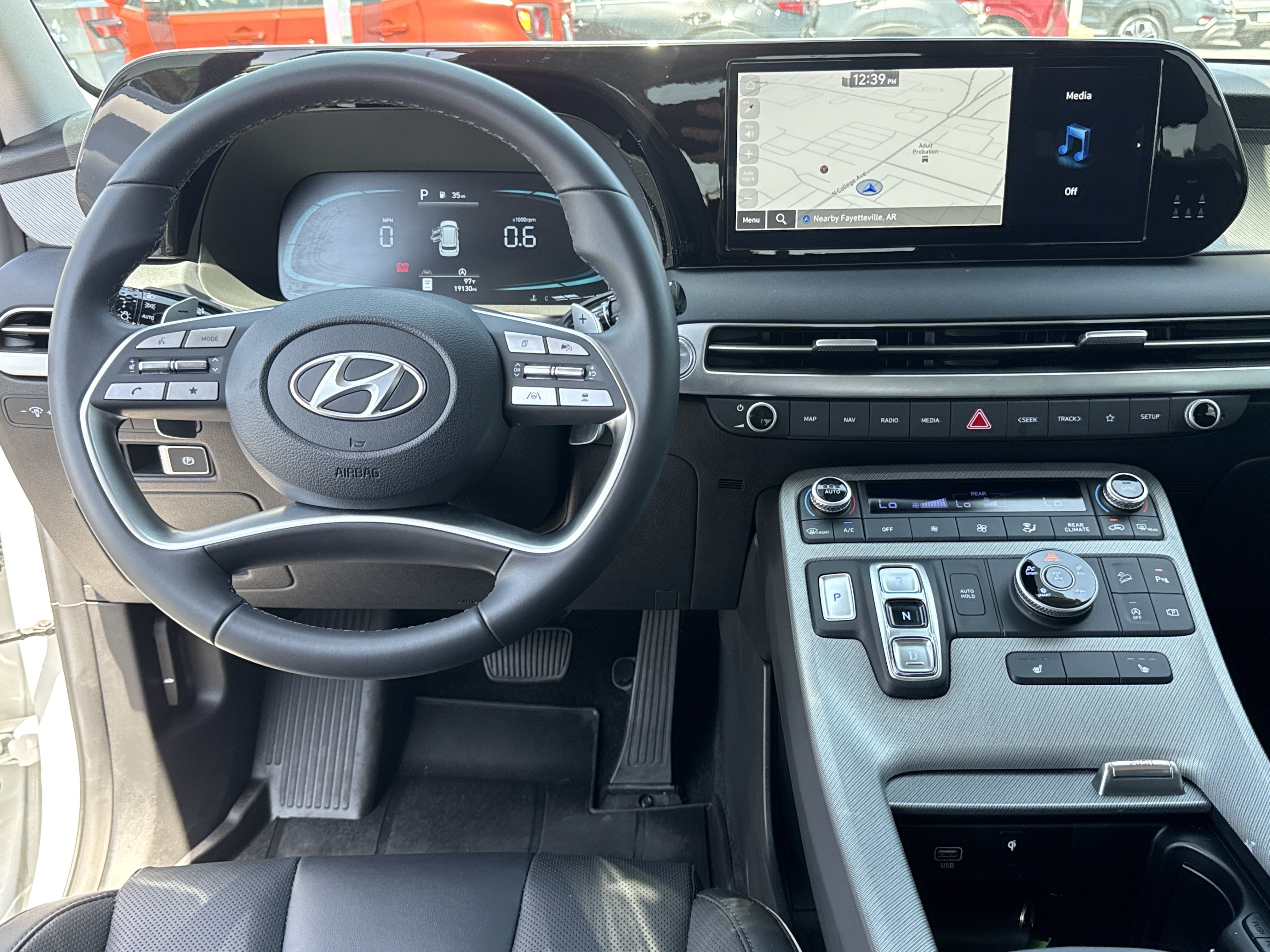 Used 2025 Hyper White Hyundai XRT AWD image 8