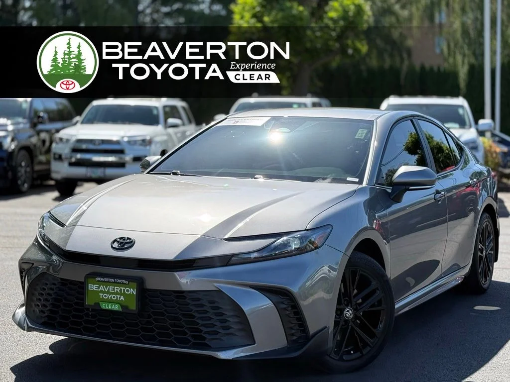 2025 Toyota Camry SE AWD Hybrid's photo
