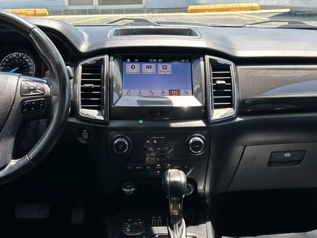 Used 2019 Magnetic Ford Lariat image 23