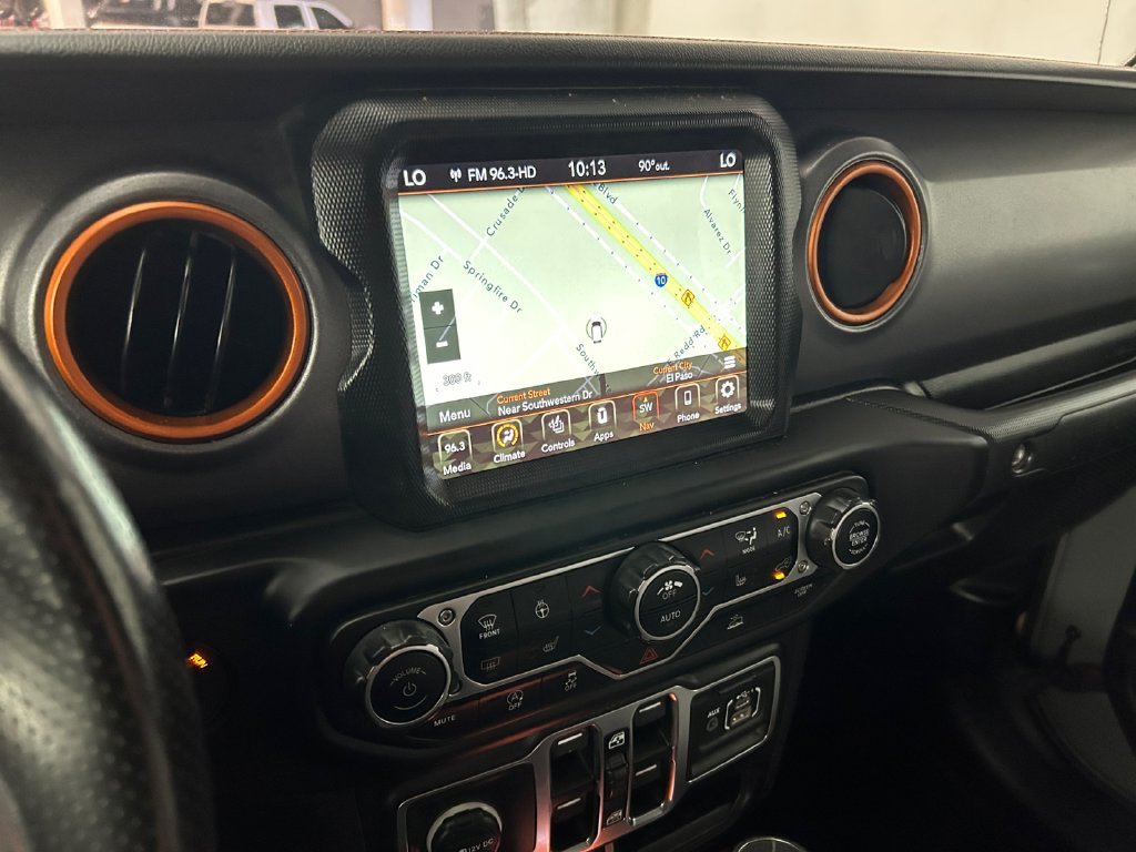 Used 2023 Gray Jeep Mojave image 11