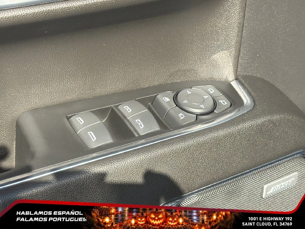 Used 2024 Sterling Metallic GMC SLT image 14