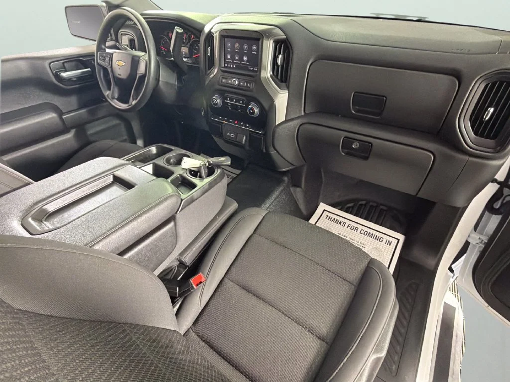 Used 2025 Summit White Chevrolet WT image 31