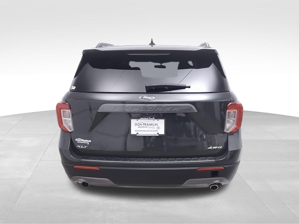 Used 2023 Green Ford XLT image 6