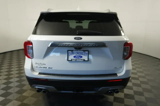 Used 2021 Star White Ford Platinum image 4