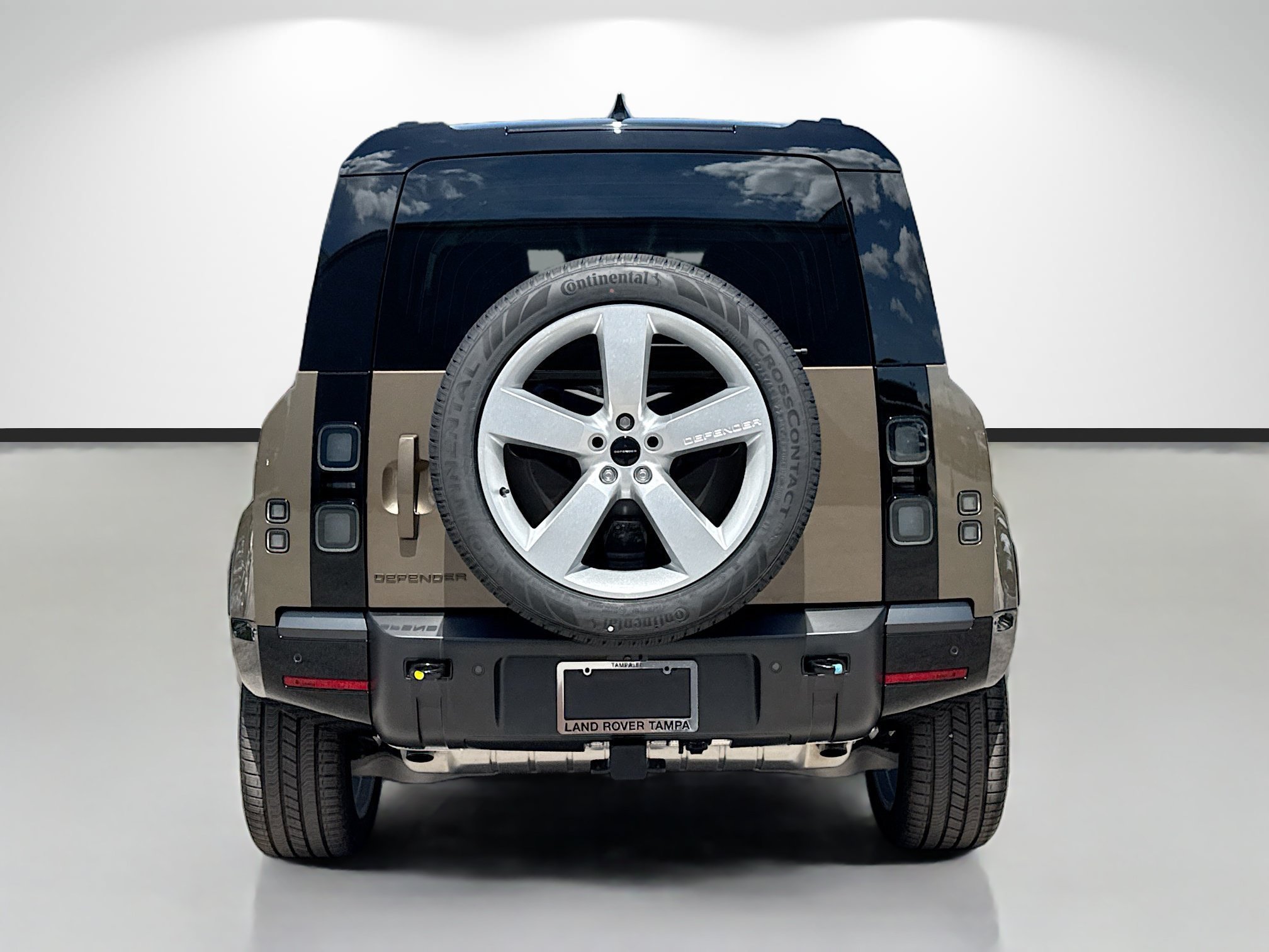 New 2026 Gondwana Stone LAND ROVER X-Dynamic SE image 4