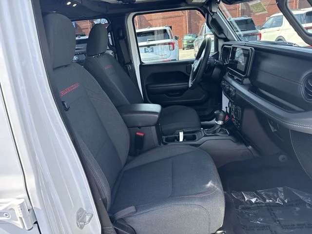 Used 2025 White Jeep Rubicon image 26