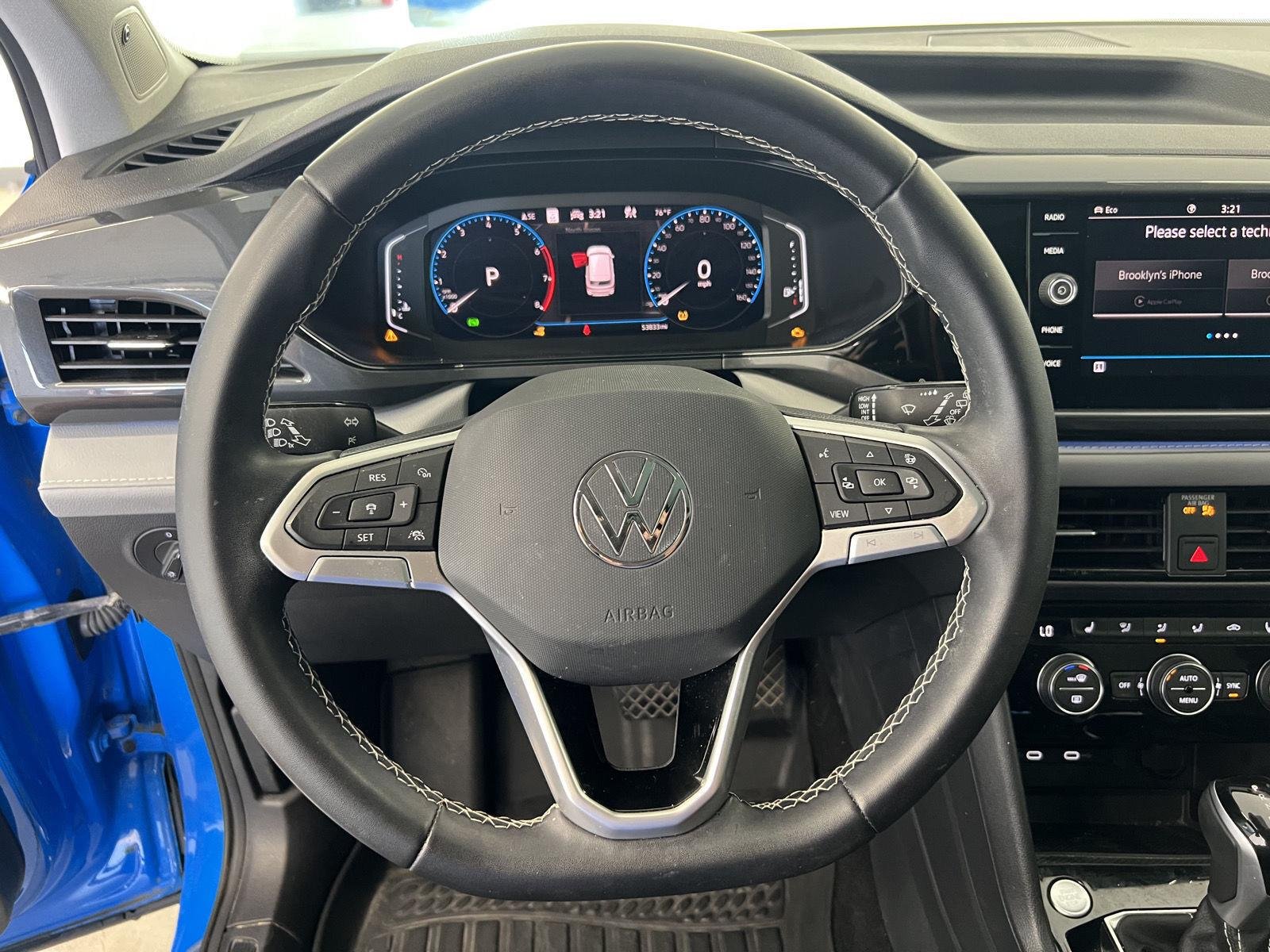 2023 Volkswagen Taos SEL - Photo 15