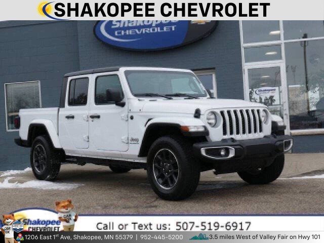 2023 Jeep Gladiator Overland's photo