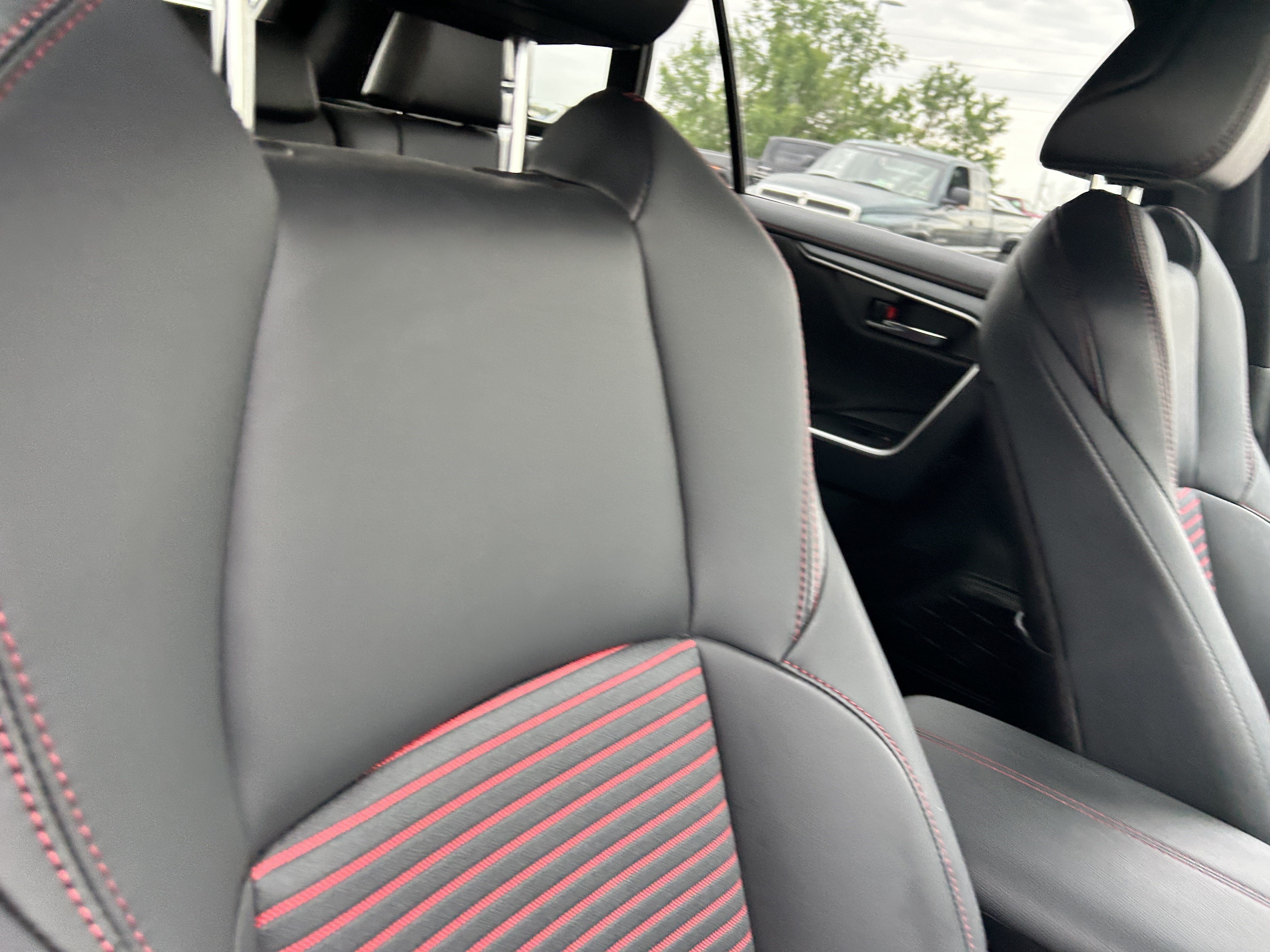 Used 2024 Wind Chill Pearl Toyota Hybrid XLE Premium image 13