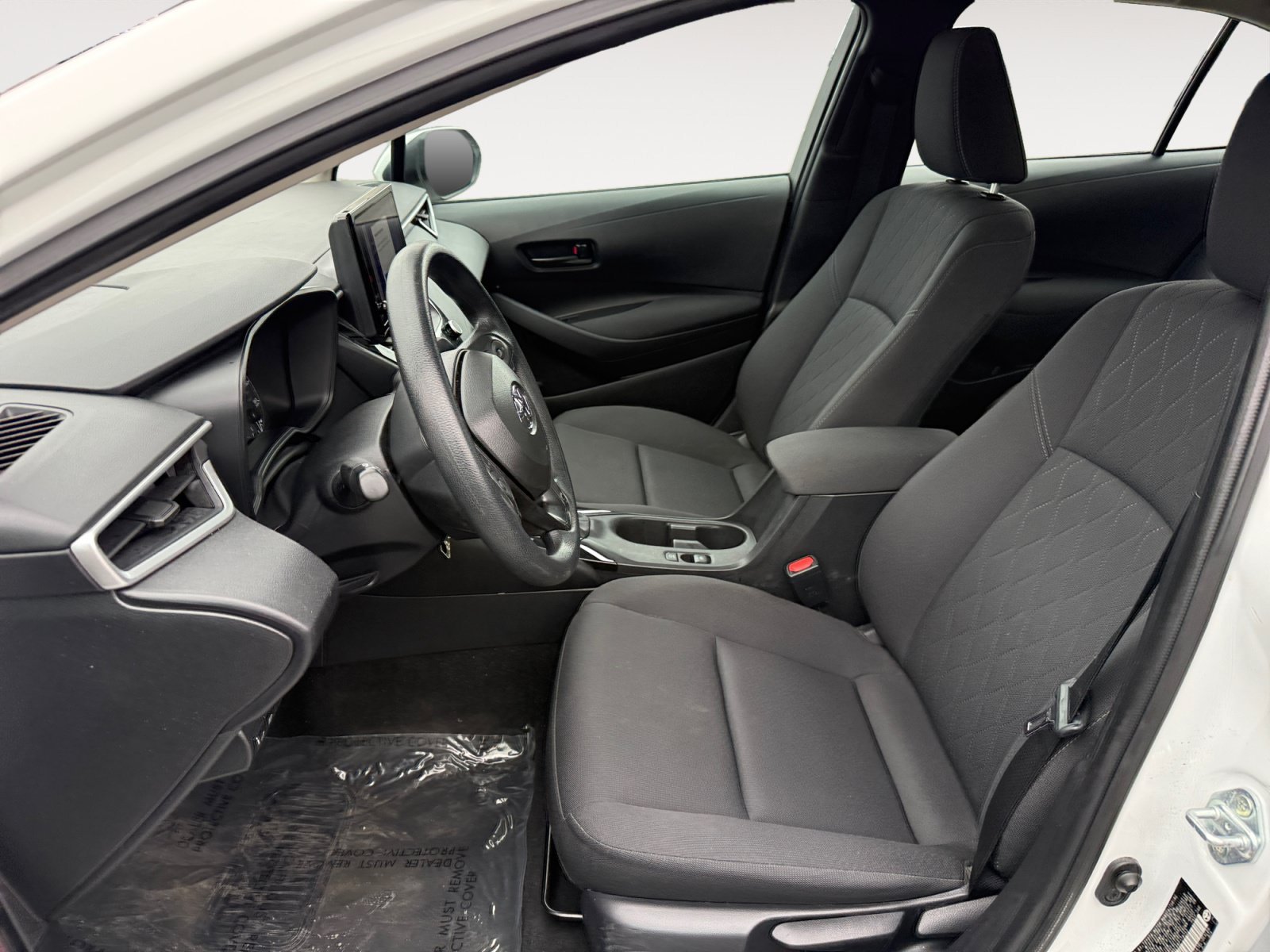 Used 2024 Ice Toyota LE image 10