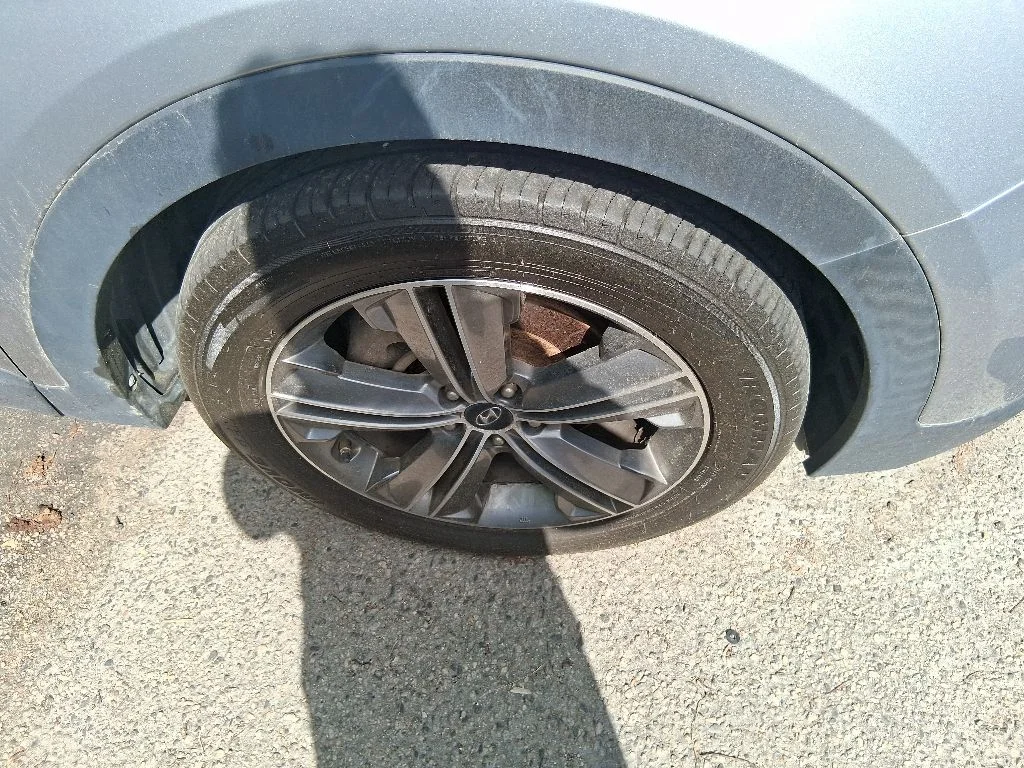 Used 2013 Gray Hyundai Limited image 8