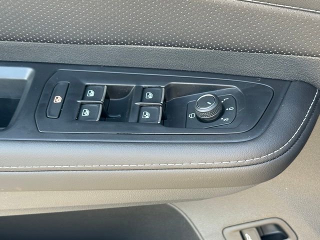New 2026 Pure Gray Volkswagen 2.0T SEL Premium R-Line image 24