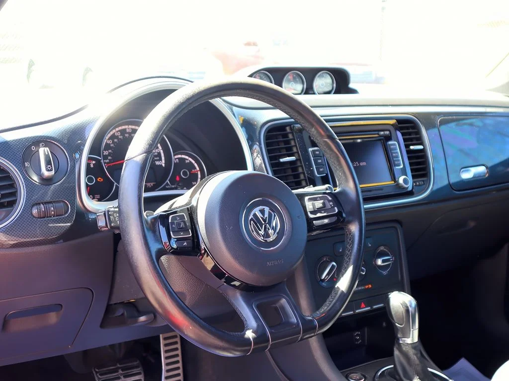 2013 Volkswagen Beetle 2.0 - Photo 10