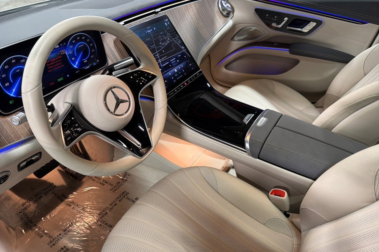 Certified Used 2023 Polar White Mercedes-Benz EQS 450 image 9