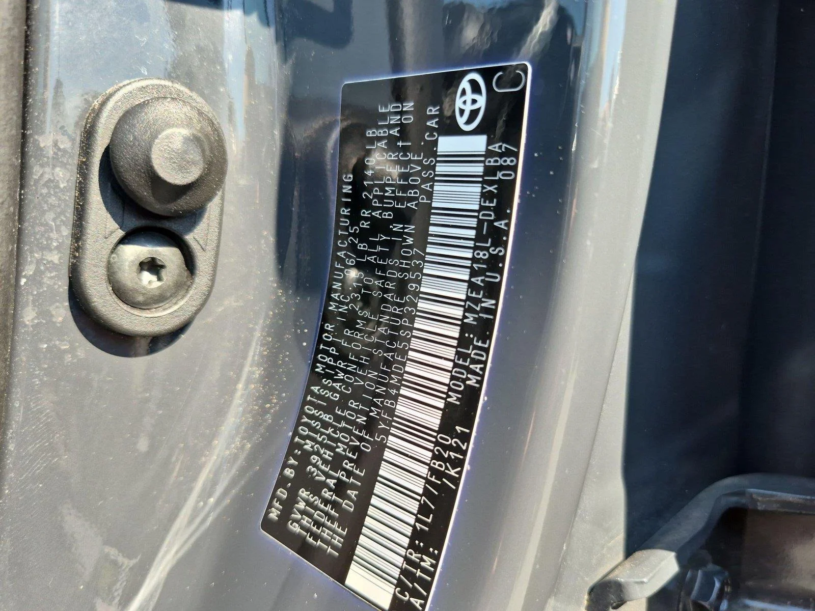 Used 2025 Underground Toyota LE image 37