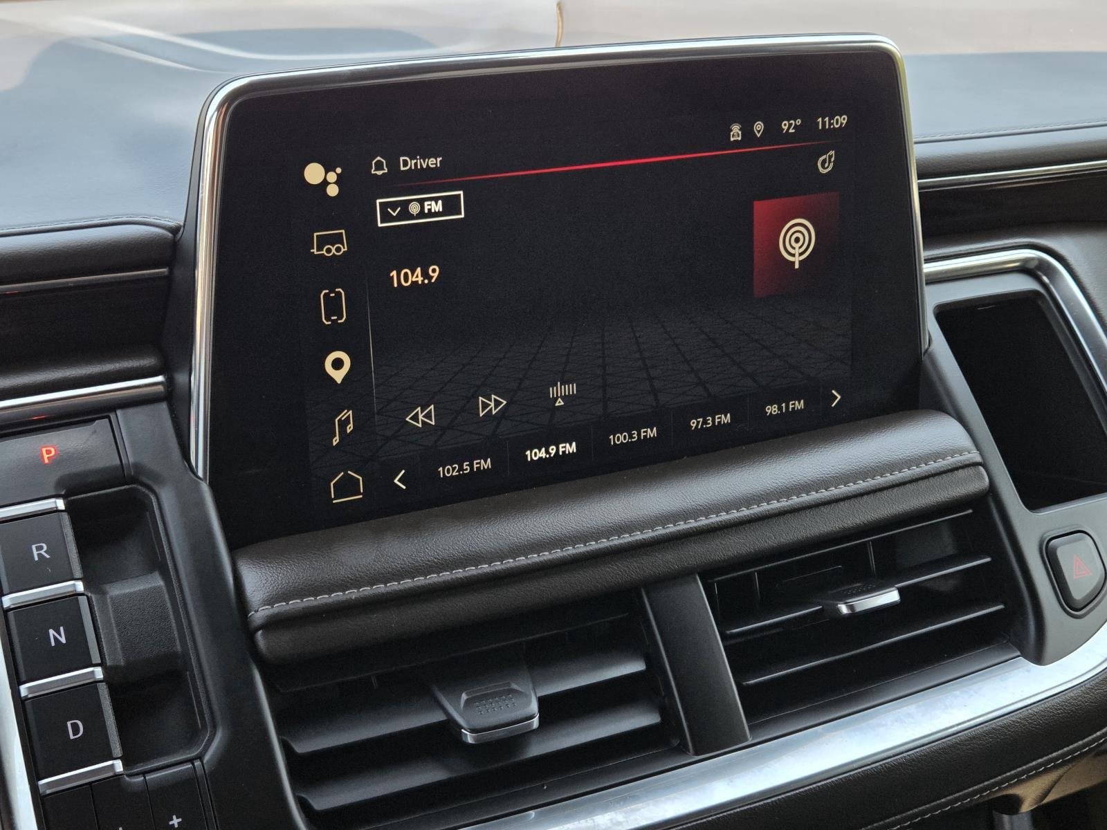 Used 2023 Summit White GMC SLE image 15