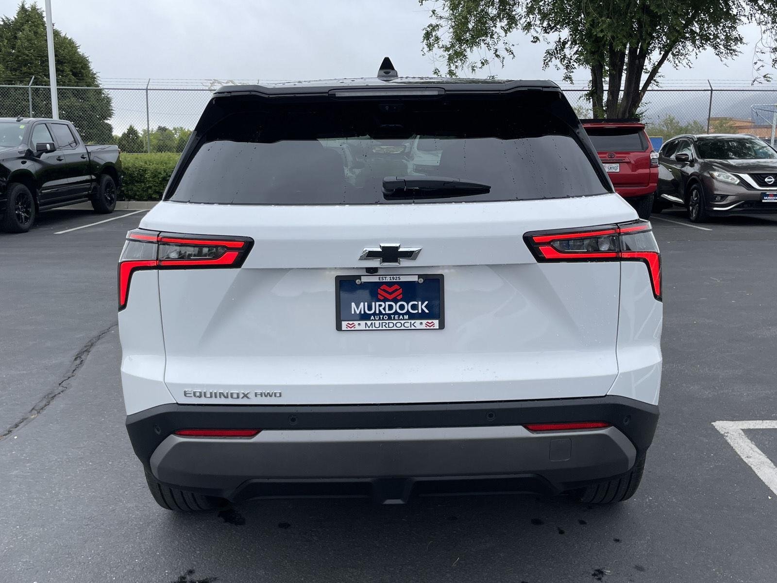 New 2026 Summit White Chevrolet LT image 10