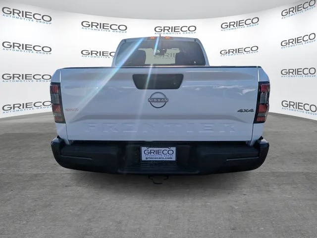 Used 2024 Glacier White Nissan S image 6