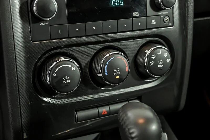 Used 2010 Inferno Red Crystal Pearl Coat Dodge R/T image 26