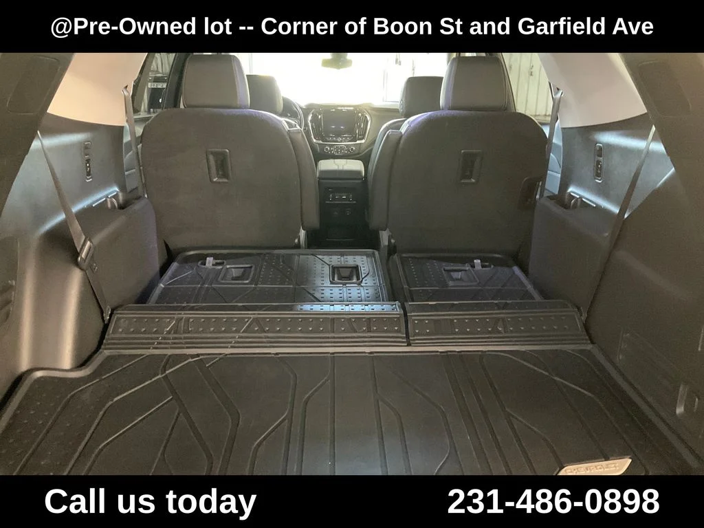 Used 2019 White Chevrolet 3LT image 28