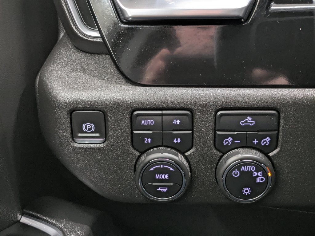 2022 Chevrolet Silverado 1500 LT - Photo 12