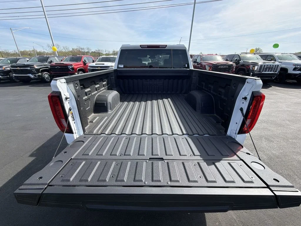 New 2026 Summit White GMC SLT image 29