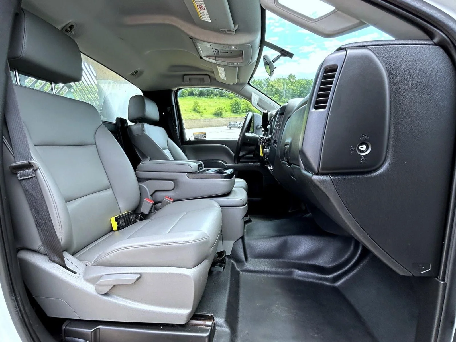 Used 2020 White Chevrolet Work Truck image 14
