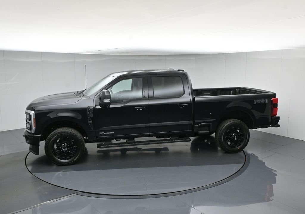 New 2026 Agate Black Metallic Ford XLT image 43