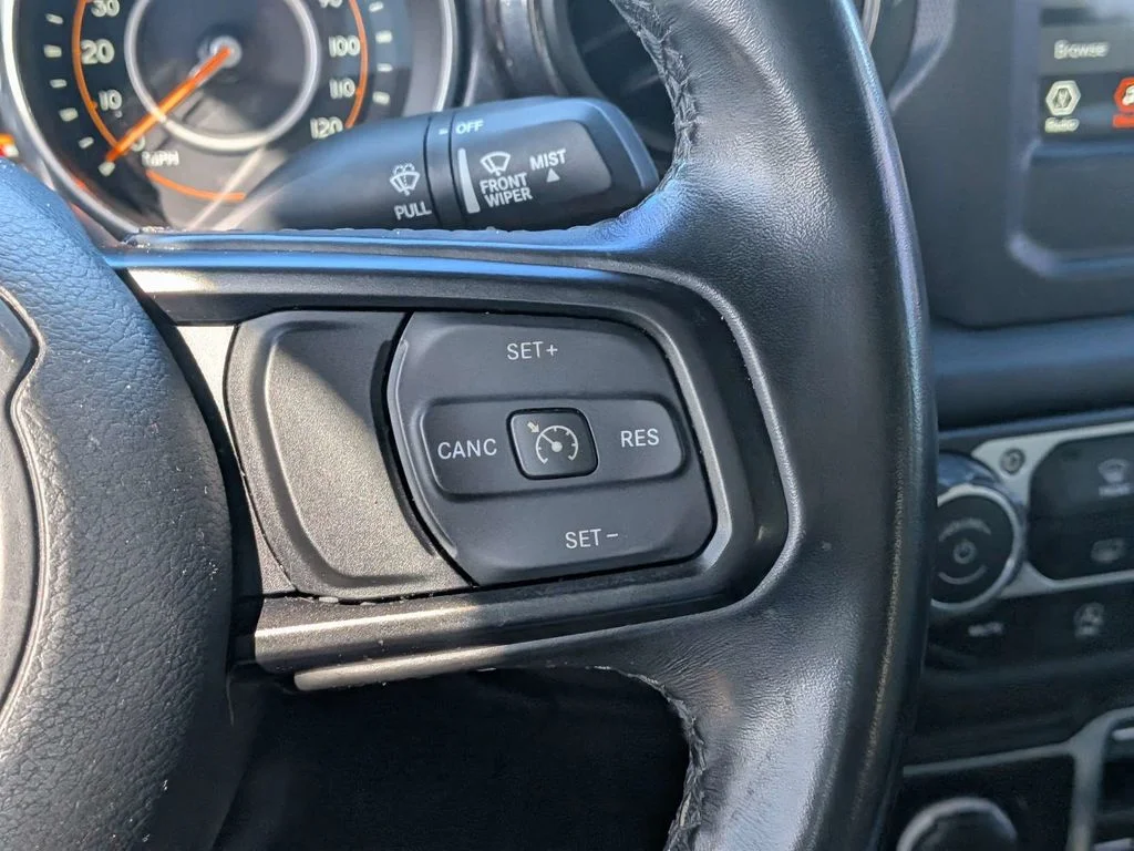 Used 2020 White Jeep Unlimited Sport image 22