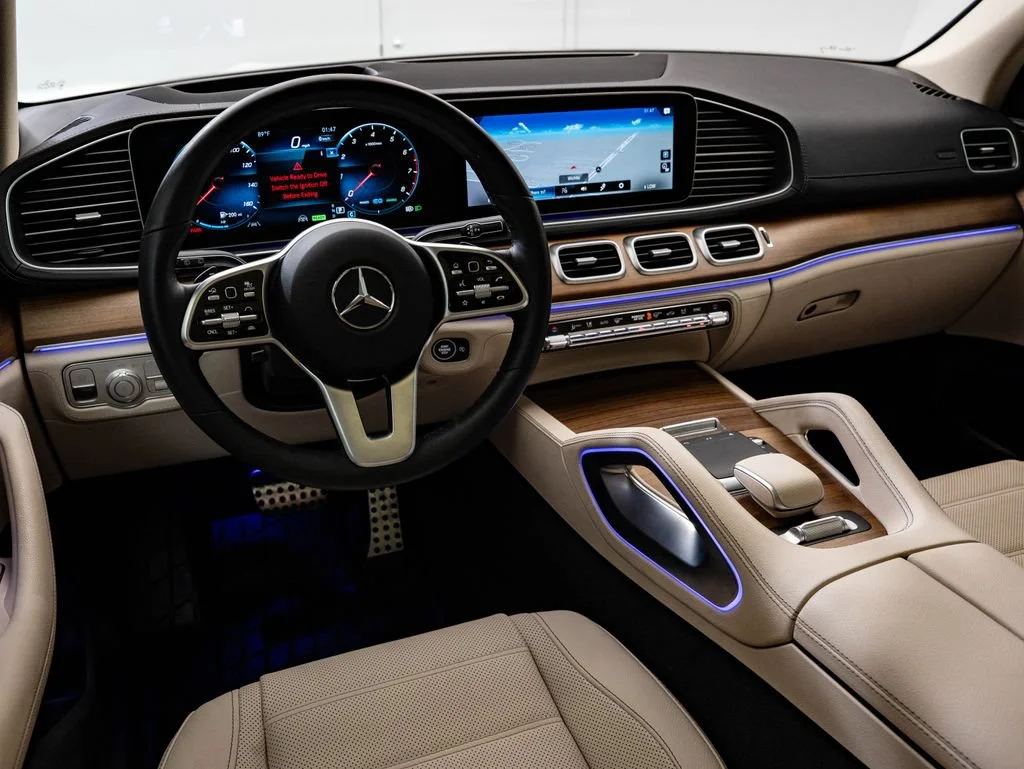 Used 2023 Manufaktur Diamond White Metallic Mercedes-Benz GLS 450 image 4