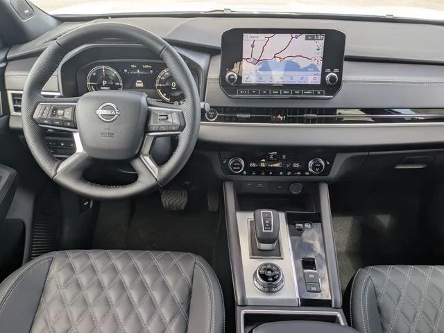 New 2026 White Nissan Platinum image 32