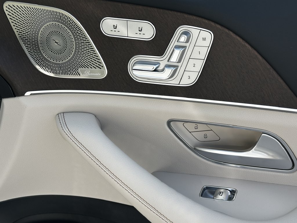 New 2027 Polar White Mercedes-Benz GLS 450 image 54
