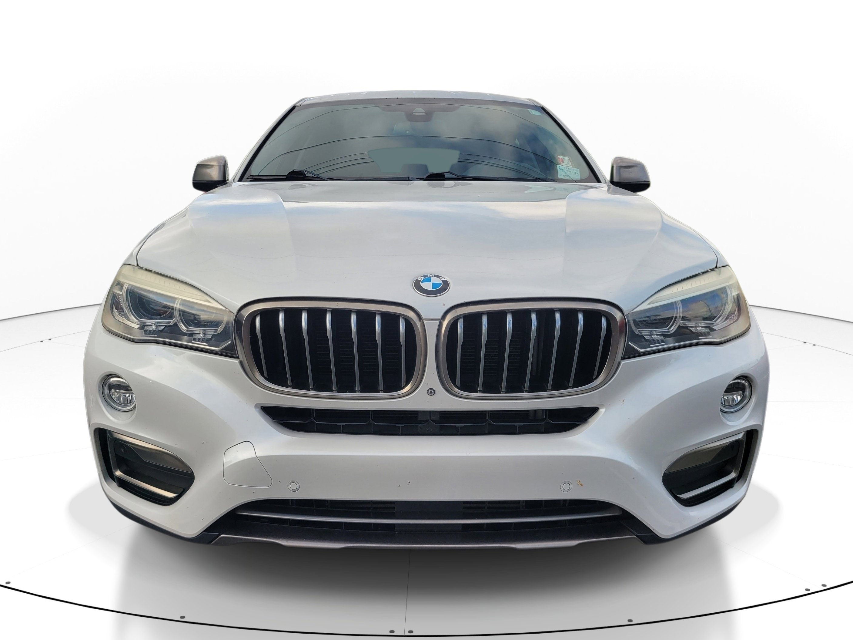 Used 2016 White Metallic BMW xDrive35i image 2