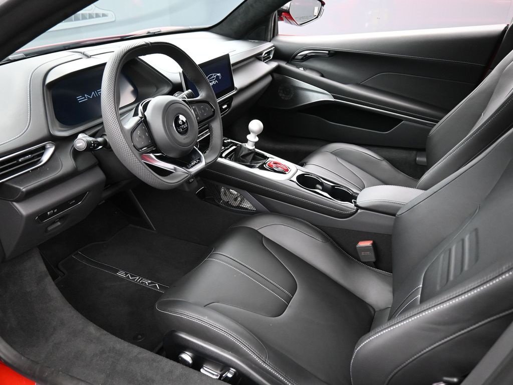 2025 Lotus Emira Base photo 3