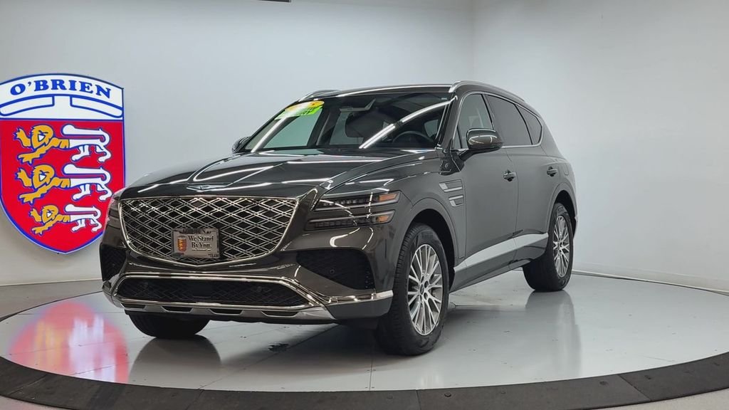 Used 2025 Gray Genesis 2.5T image 9