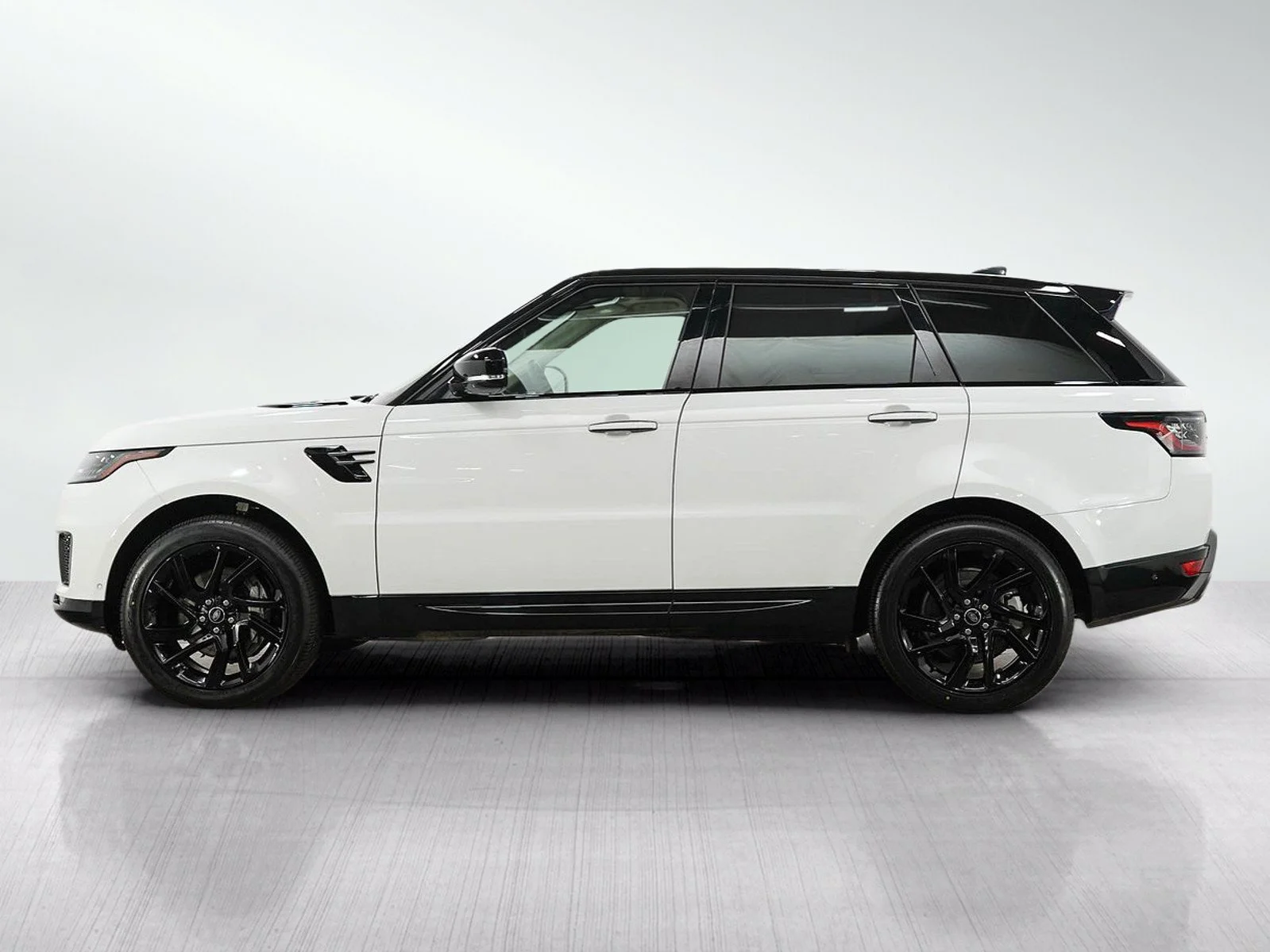 Used 2022 Land Rover Range Rover Sport HSE Silver Edition with VIN SALWR2SU6NA224167 for sale in Bloomington, Minnesota