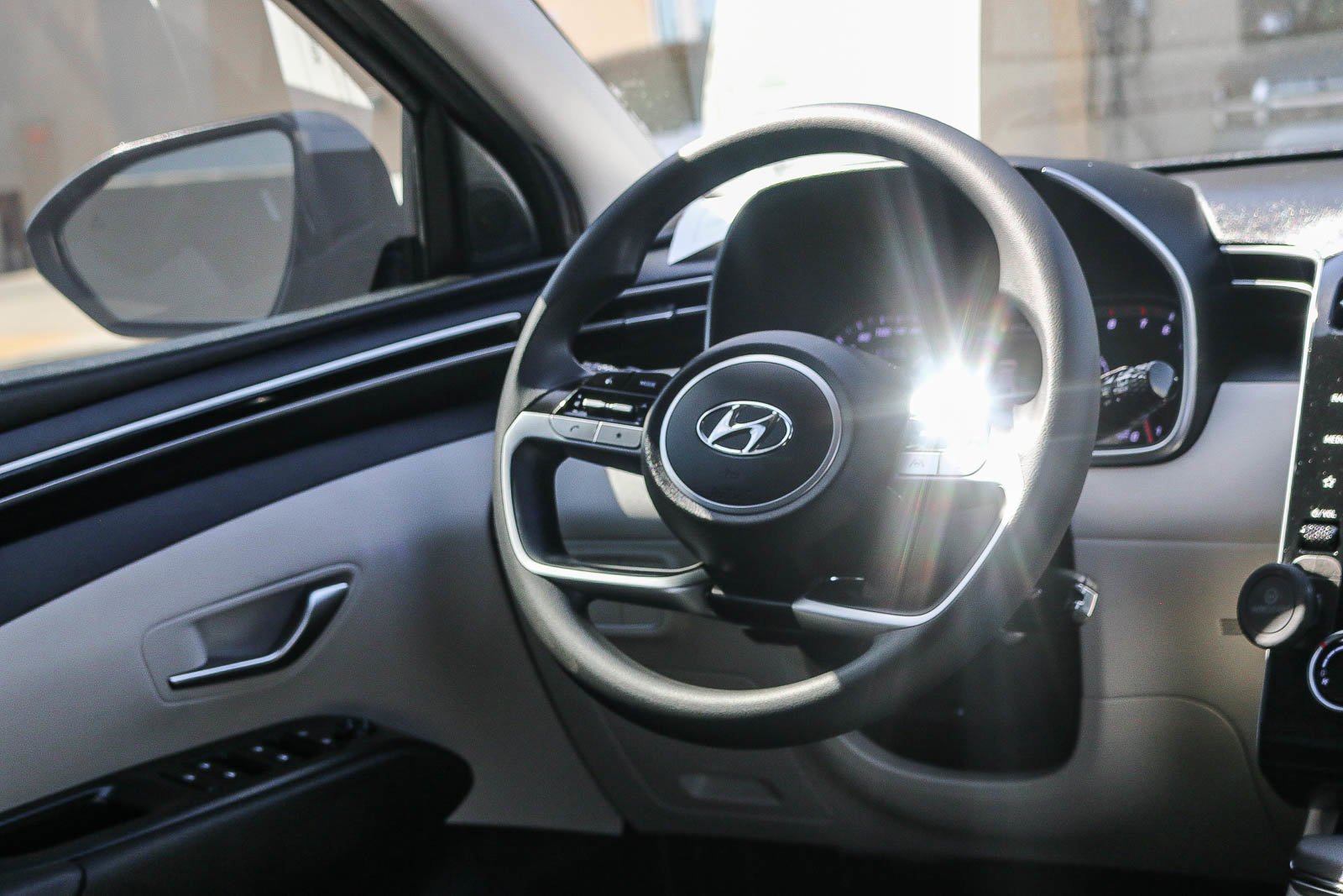 2024 Hyundai Tucson SE - Photo 14