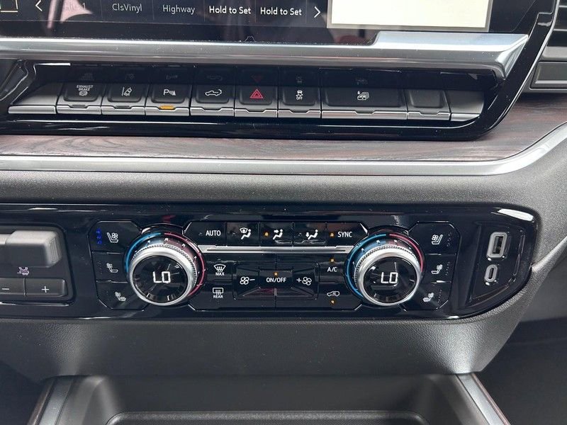 2025 GMC Sierra 2500HD SLT - Photo 12