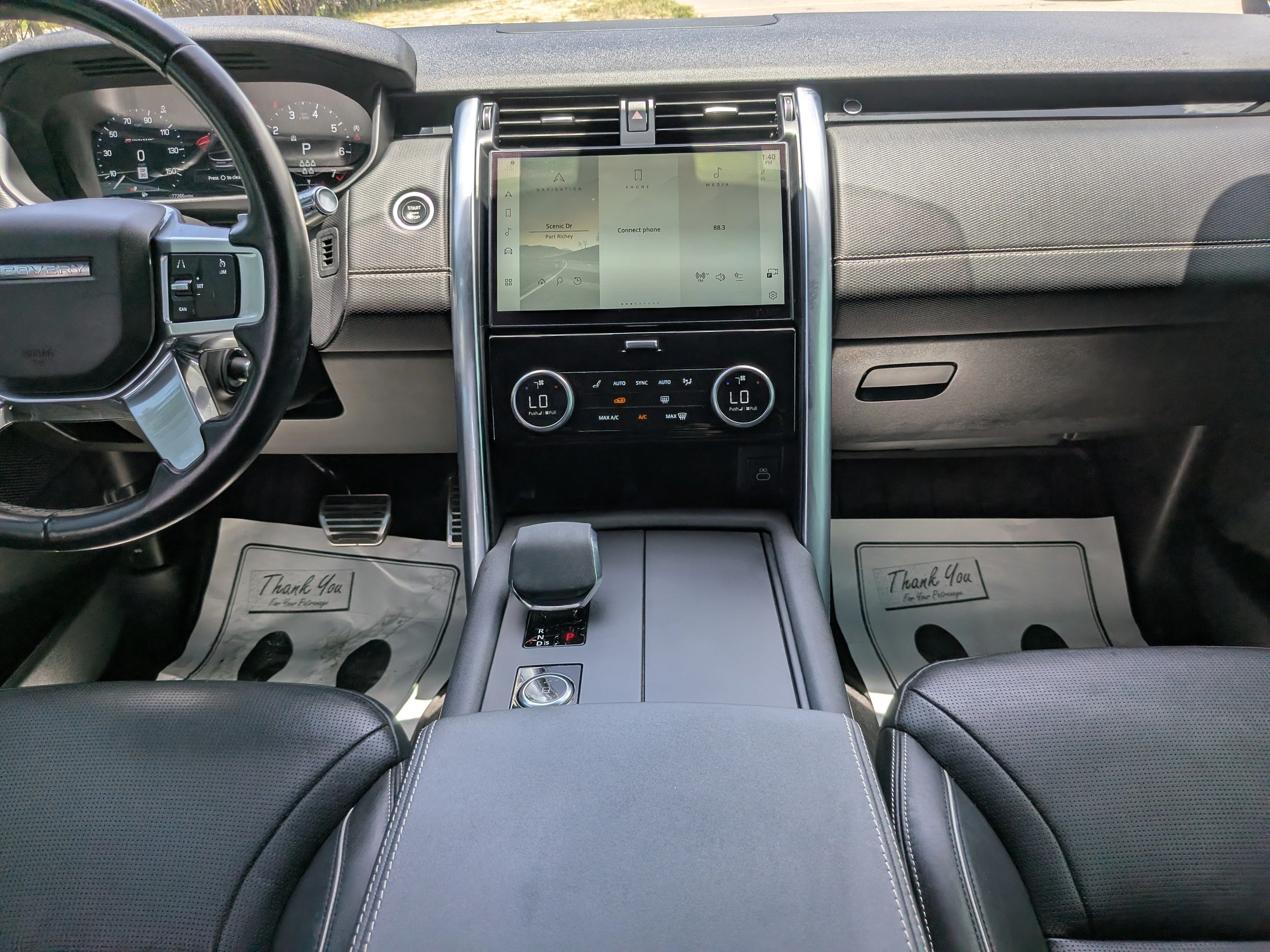 Used 2021 Fuji White Land Rover S R-Dynamic image 19
