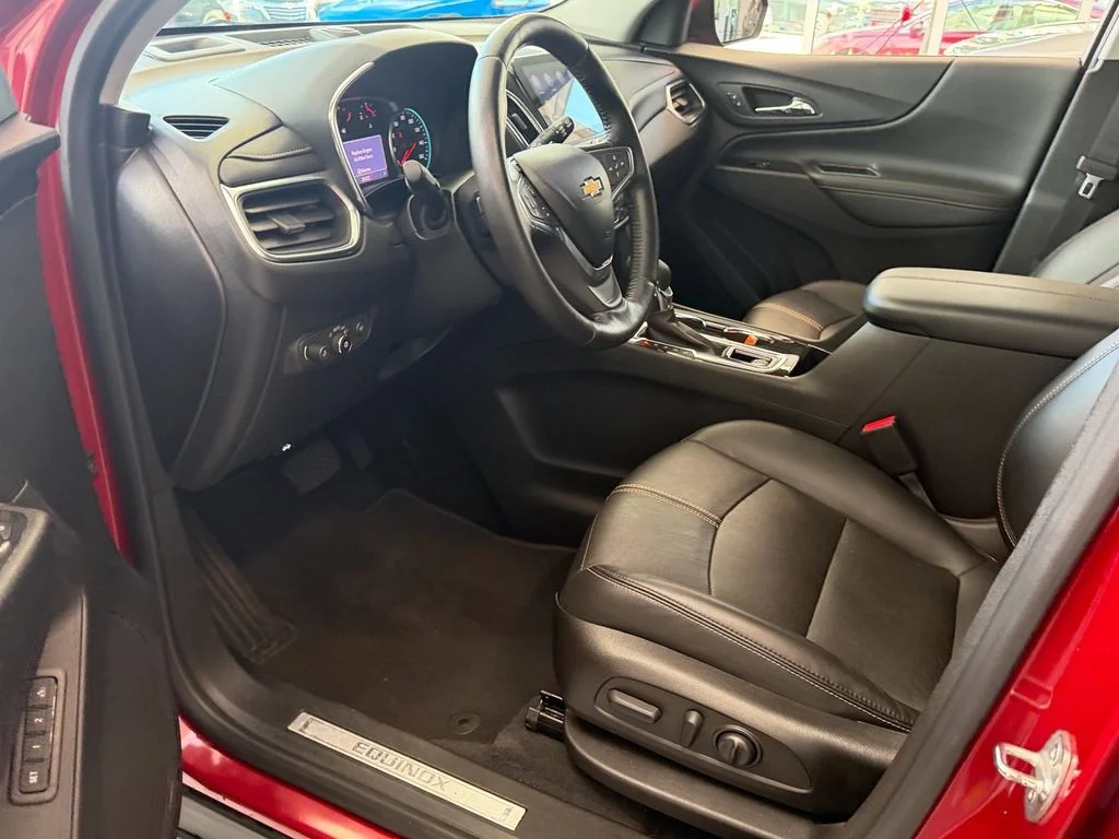 Used 2022 Red Chevrolet Premier image 11