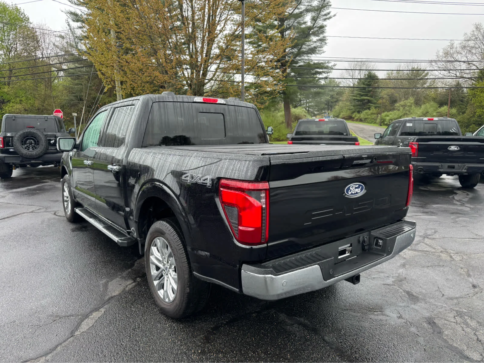 Used 2024 Agate Black Ford XLT image 3
