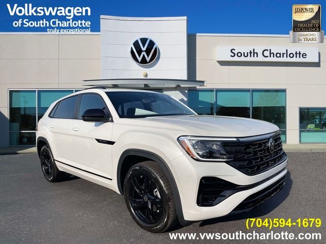 2026 Volkswagen Atlas Cross Sport 2.0T SEL R-Line 4MOTION's photo