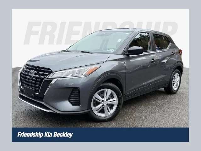 Used 2025 Gray Nissan S image 1